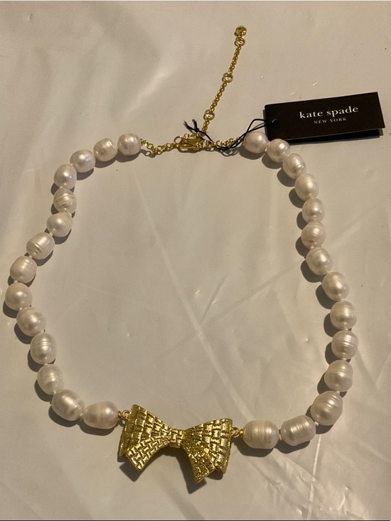 kate spade Jewelry - NWT Kate spade bow pearl necklace